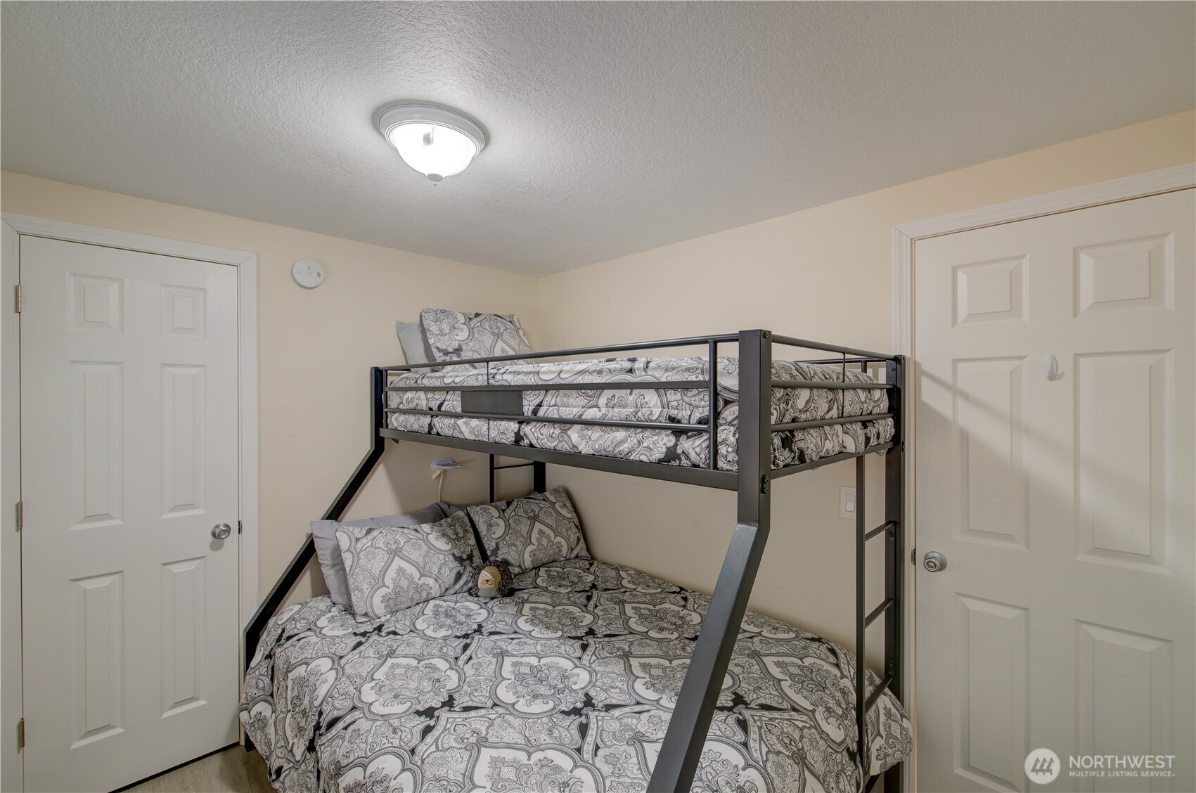 201 12th Street Property Photo 16