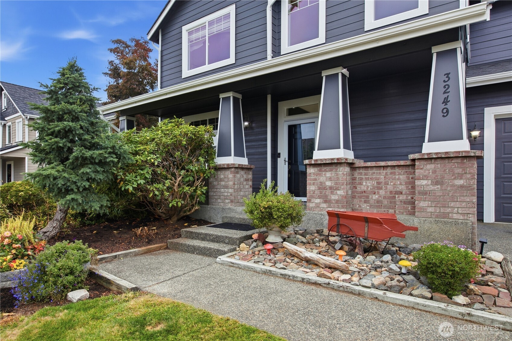 3249 Larsen Avenue Property Photo 3