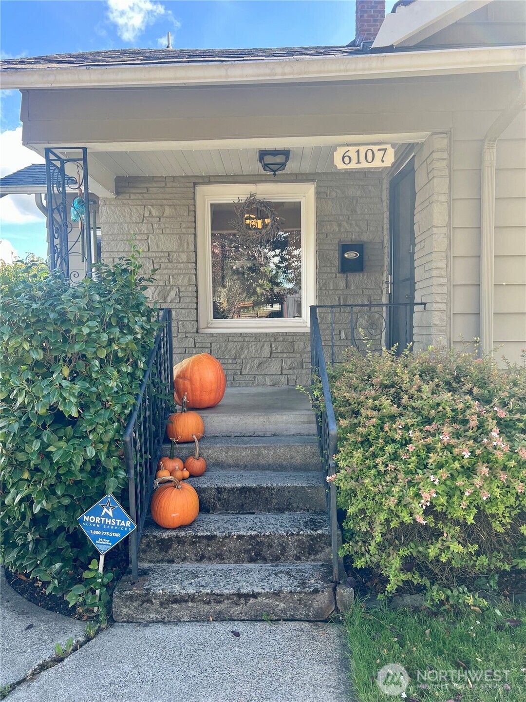 6107 S K Street Property Photo 2