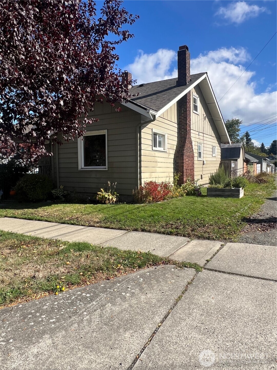 6107 S K Street Property Photo 3