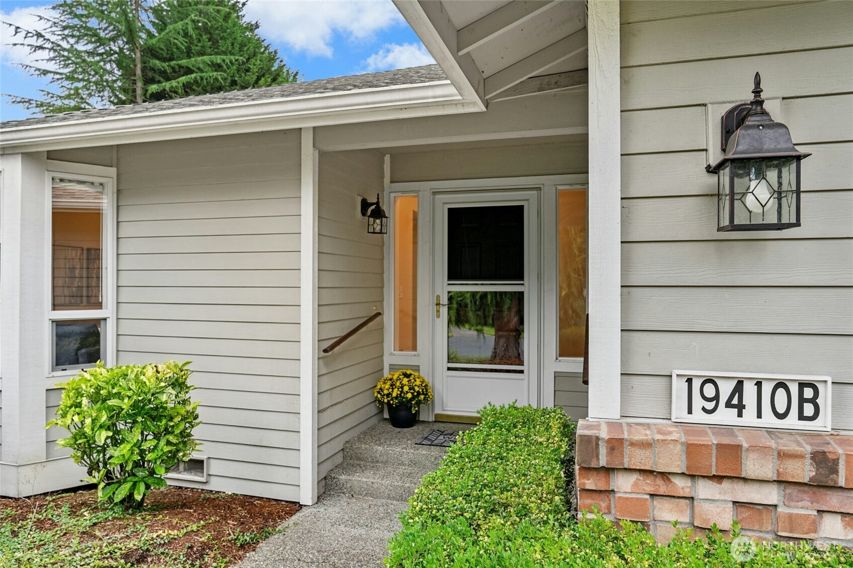 19410 2nd Drive B Property Photo 5