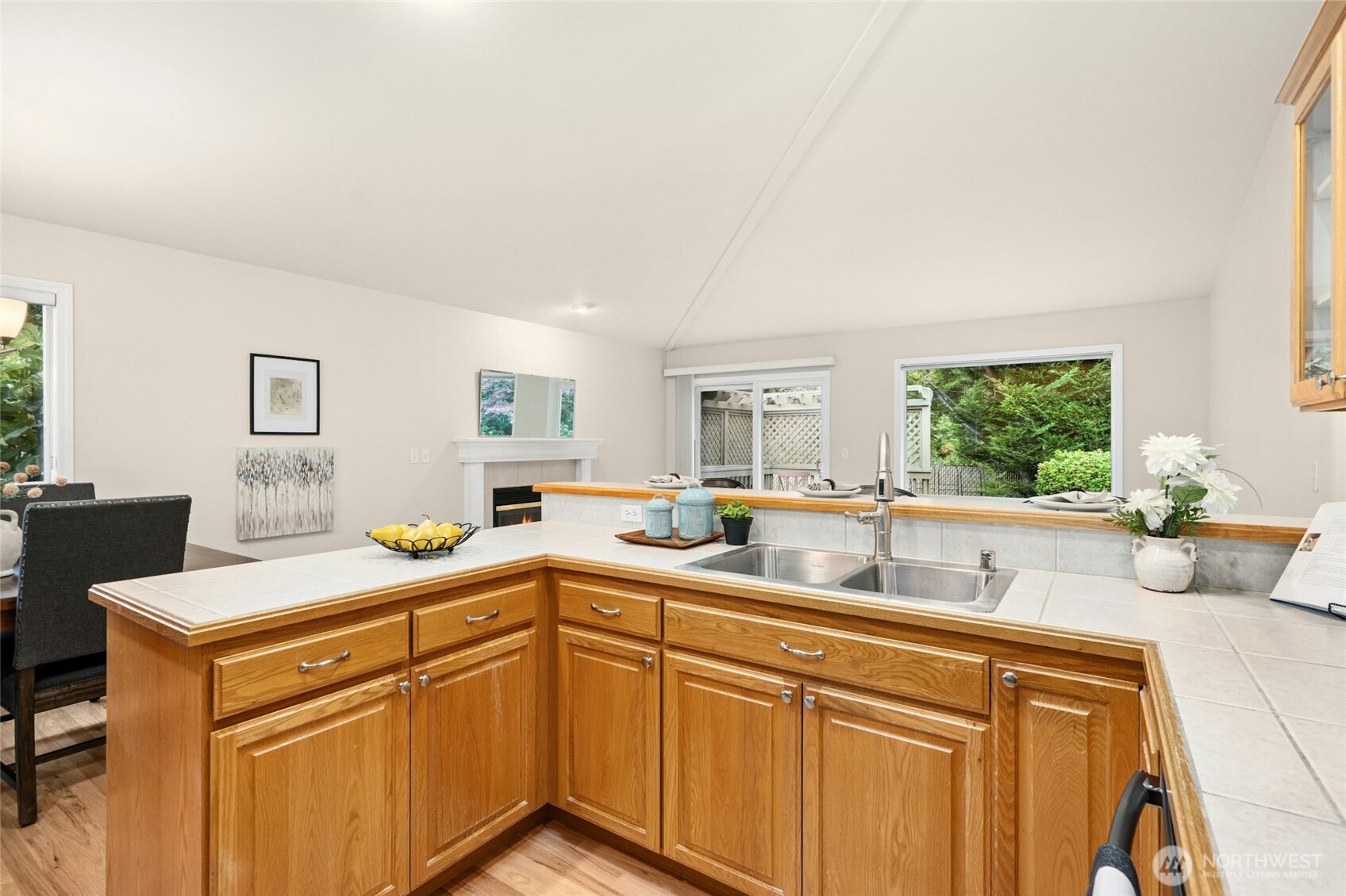 19410 2nd Drive B Property Photo 14