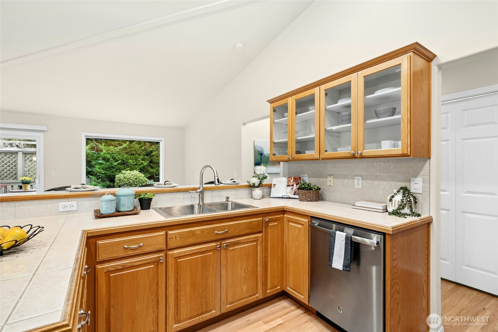 19410 2nd Drive B Property Photo 15