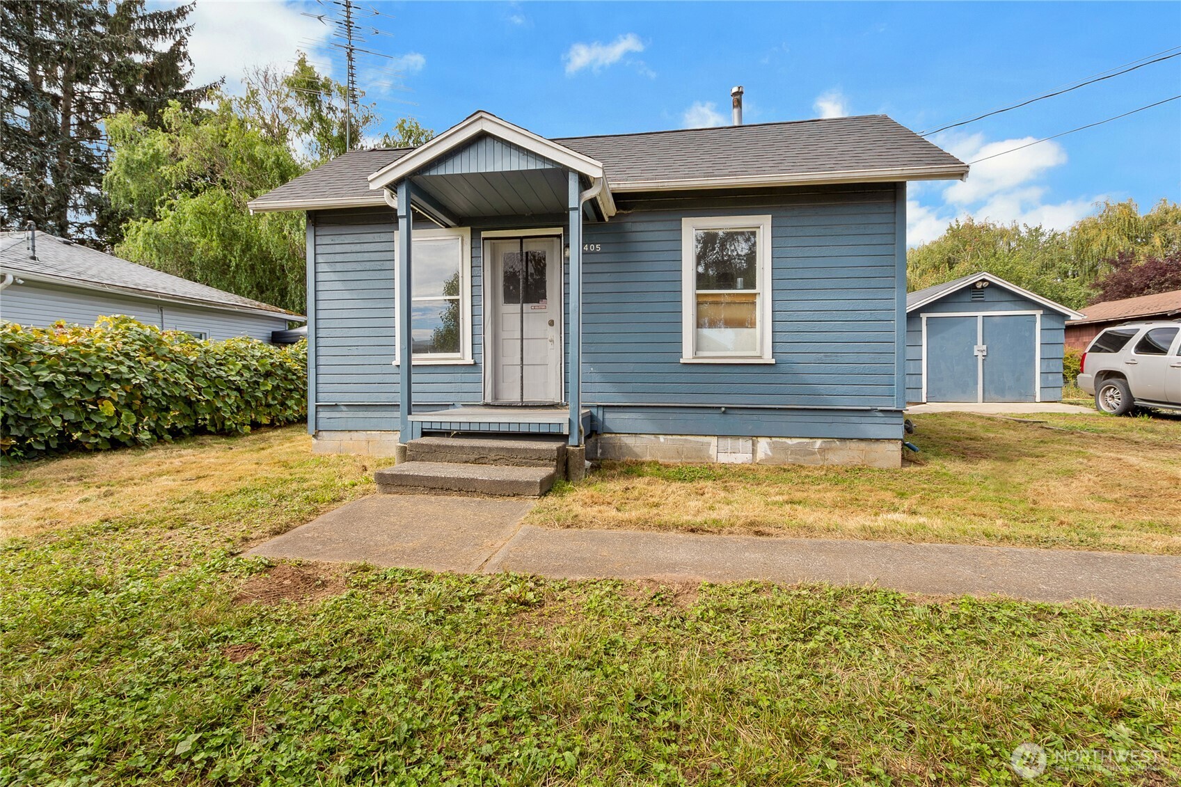 405 Tacoma Boulevard Property Photo 1