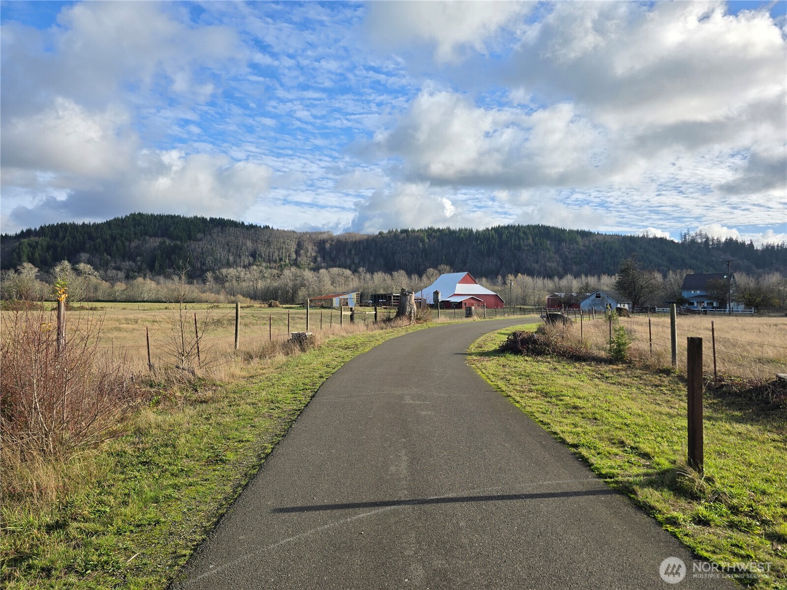912 Middle Satsop Road Property Photo 7