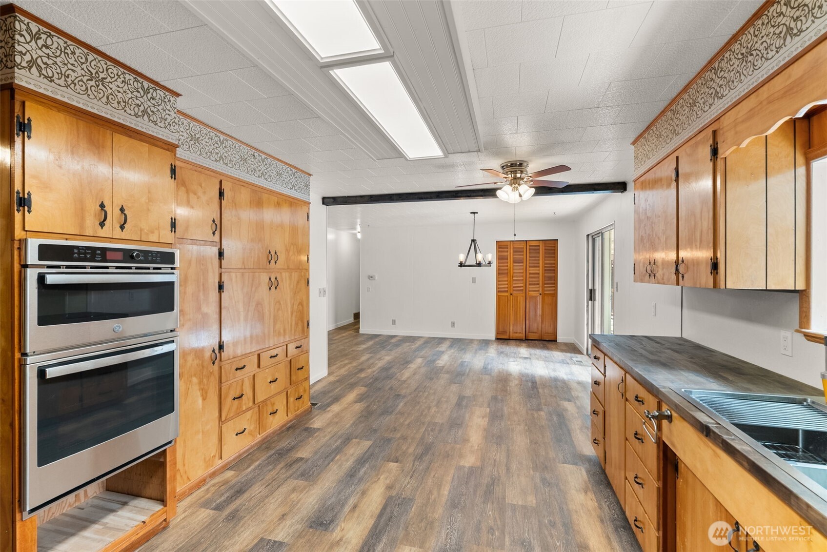 451 Elk Creek Road Property Photo 8