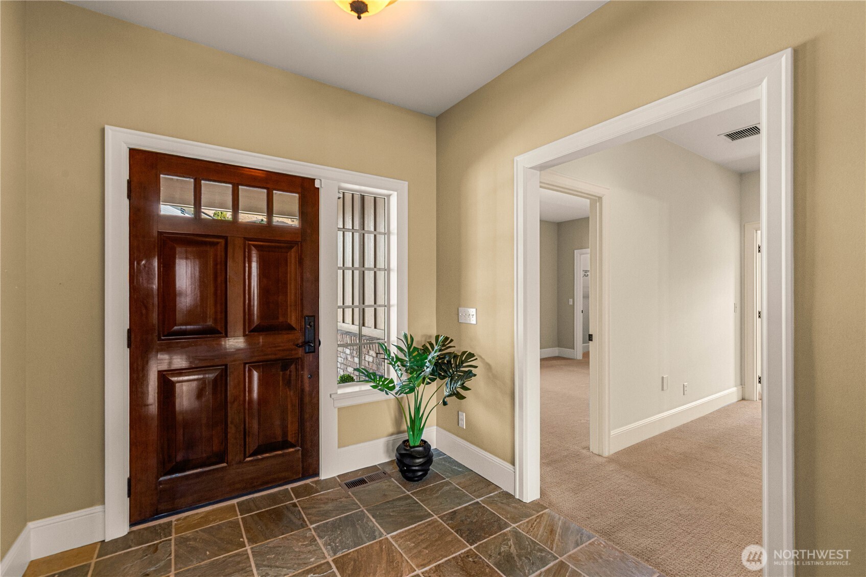 855 Briarwood Terrace Property Photo 13