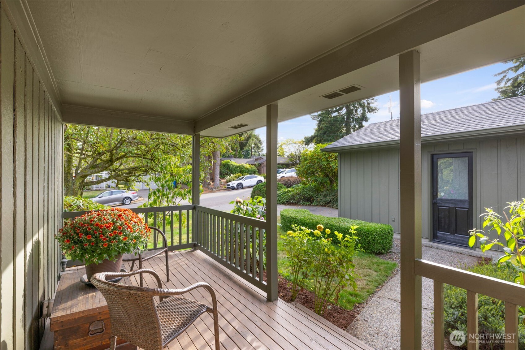 1338 N 176th Street Property Photo 4