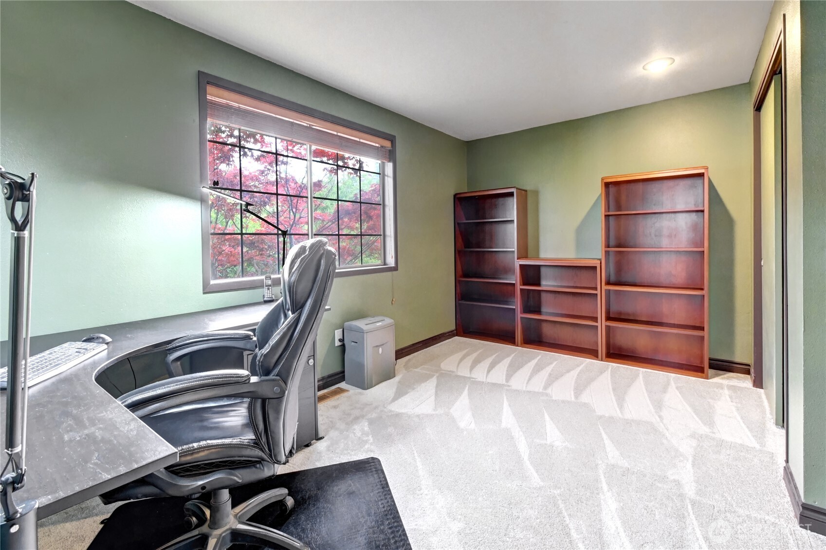 4914 Dover Street Property Photo 20