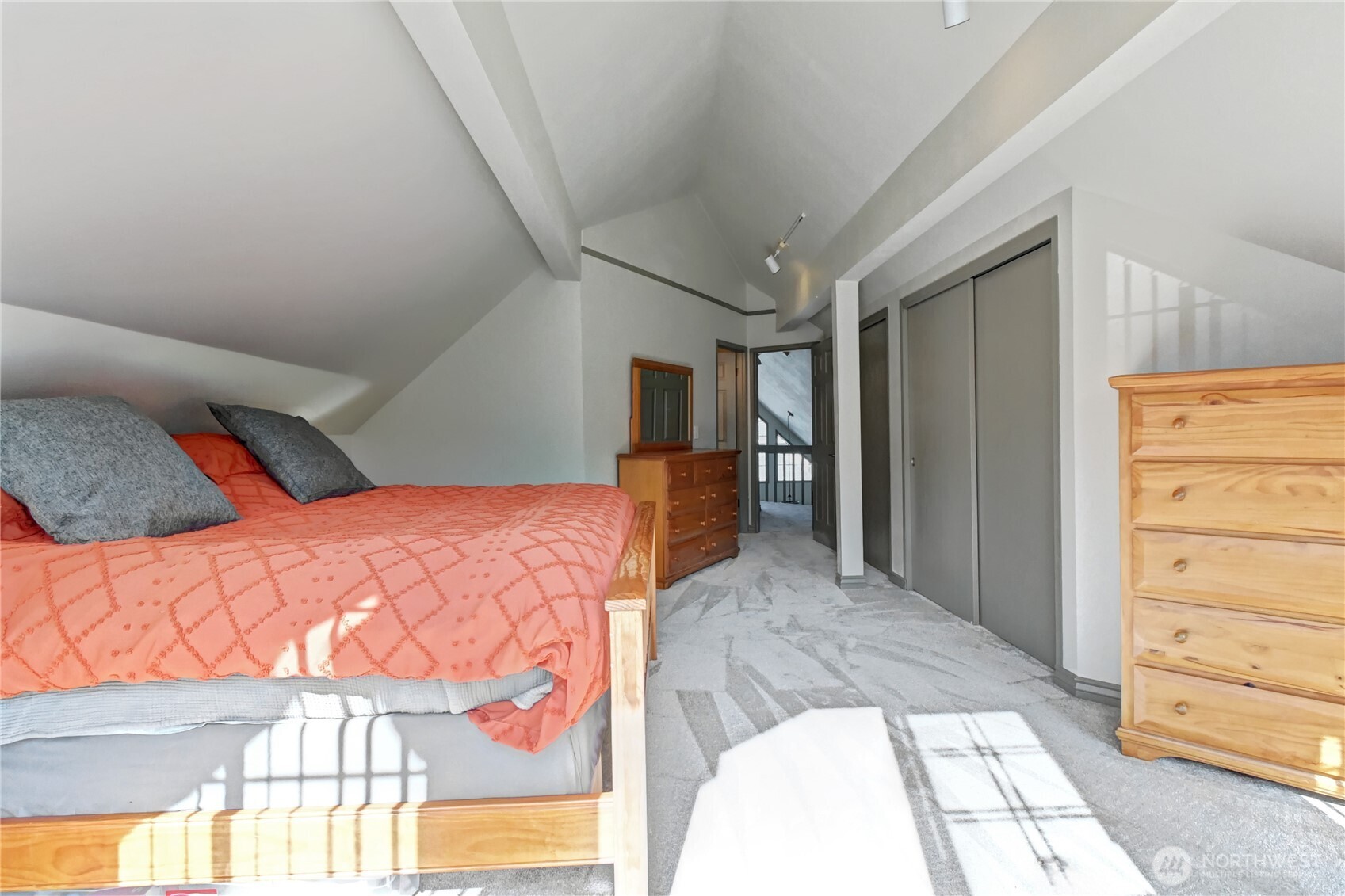 4914 Dover Street Property Photo 26
