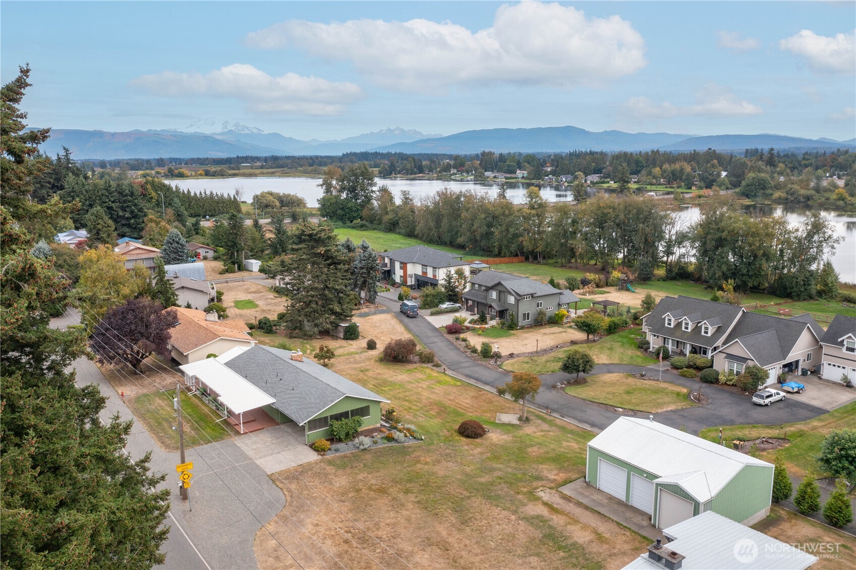 159 W Wiser Lake Road Property Photo 4