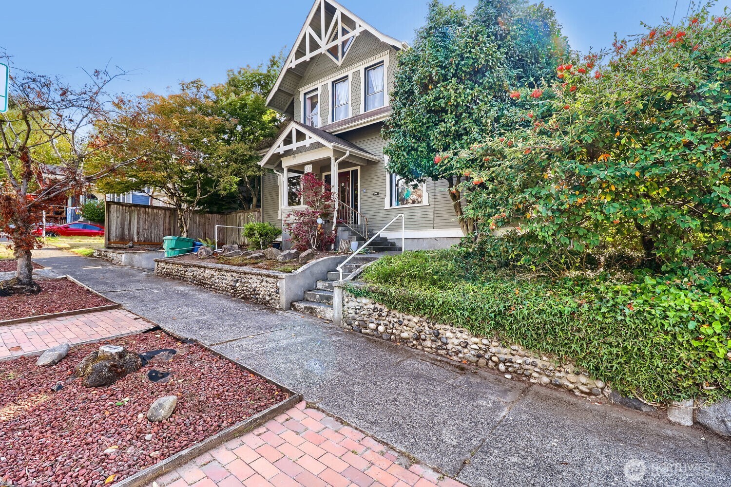803 Ne 72nd Street Property Photo 1