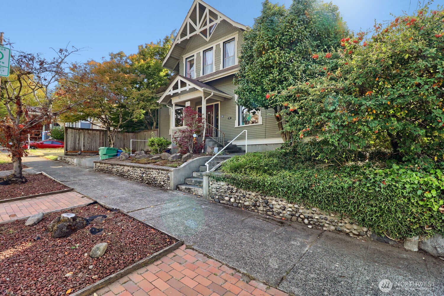 803 Ne 72nd Street Property Photo 2