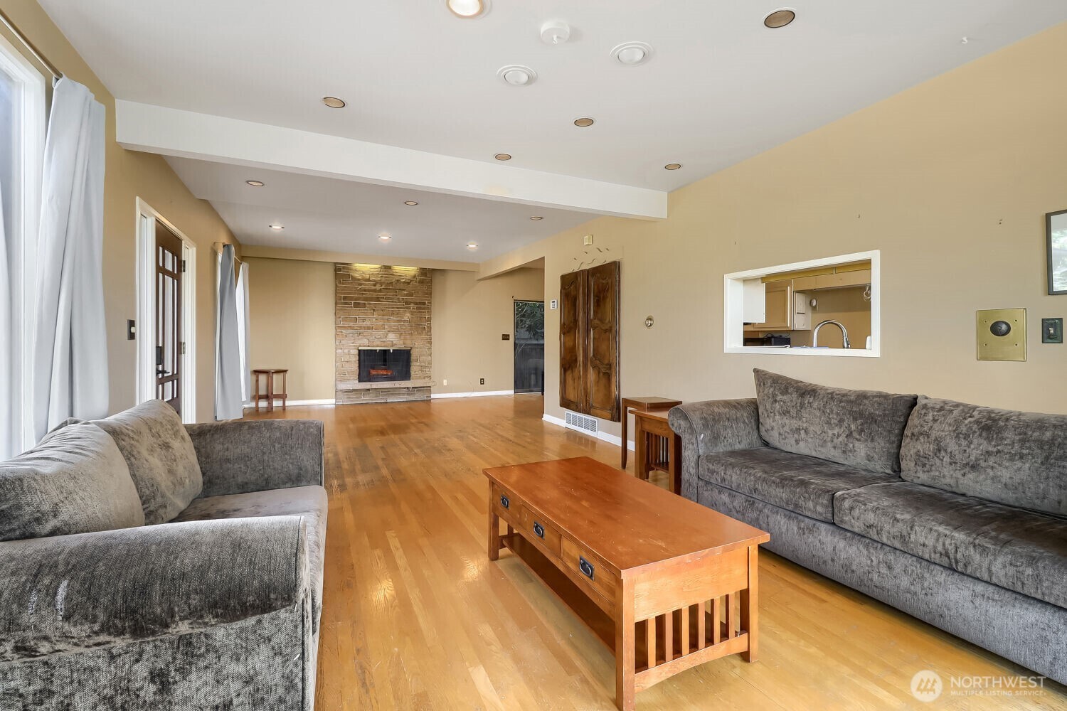 803 Ne 72nd Street Property Photo 10