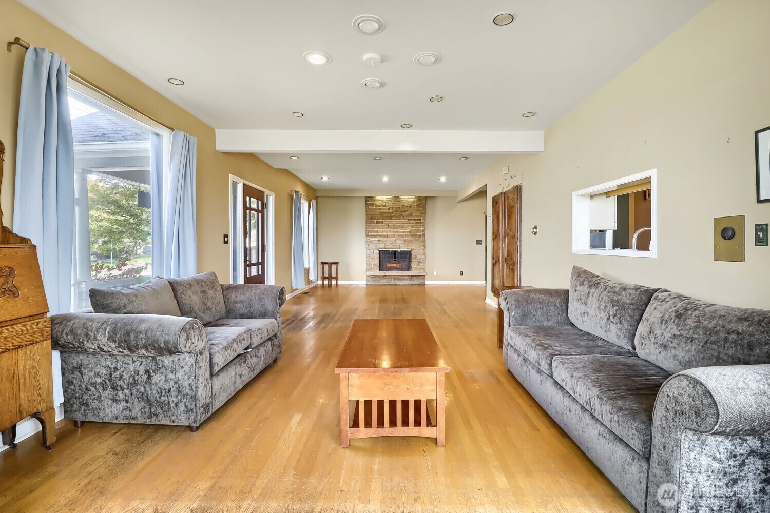 803 Ne 72nd Street Property Photo 11