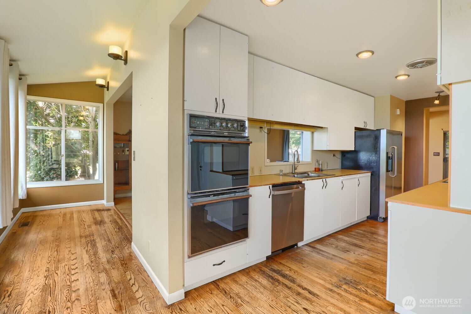 803 Ne 72nd Street Property Photo 12
