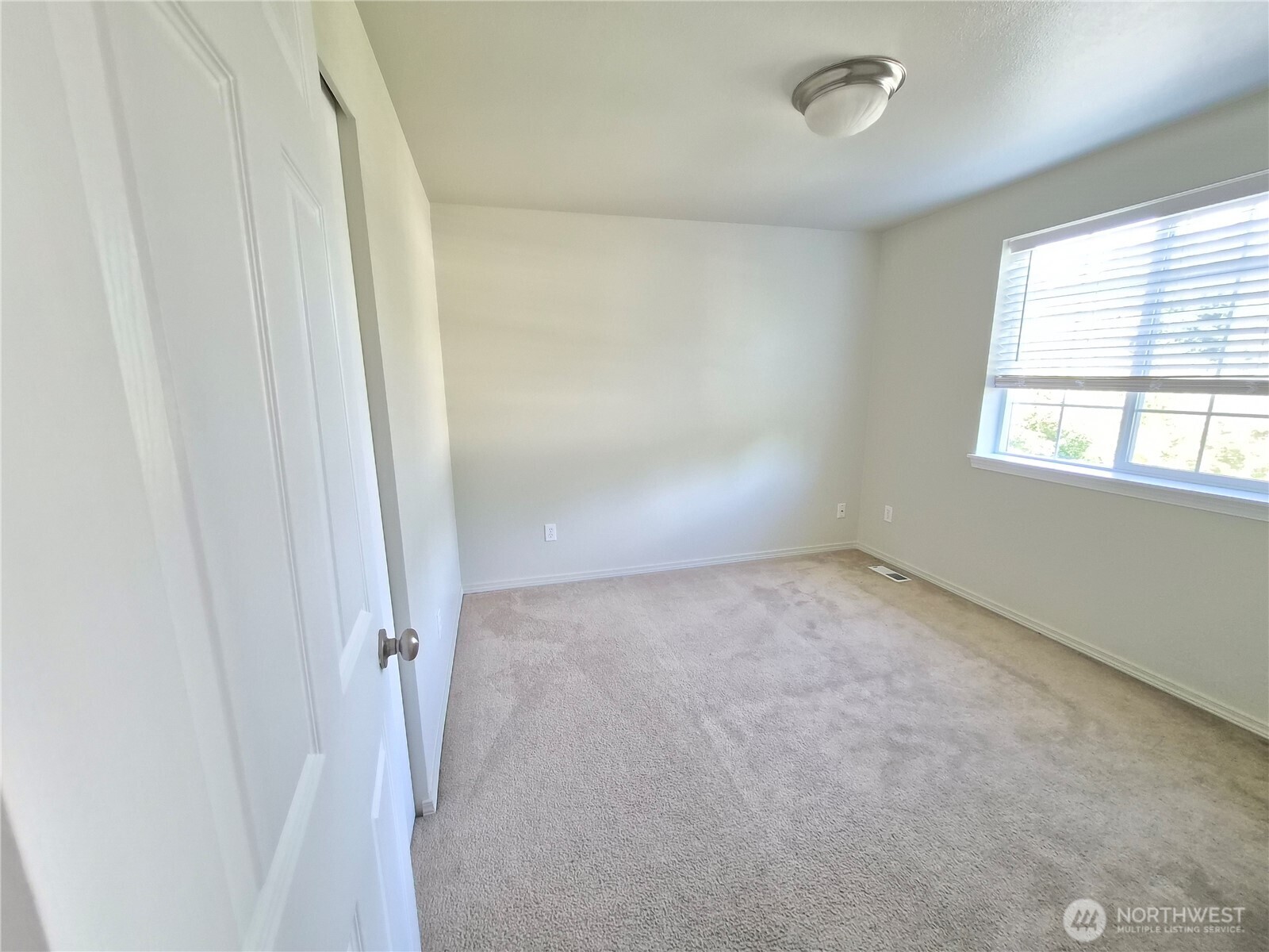 3905 Cooper Crest Drive Property Photo 8