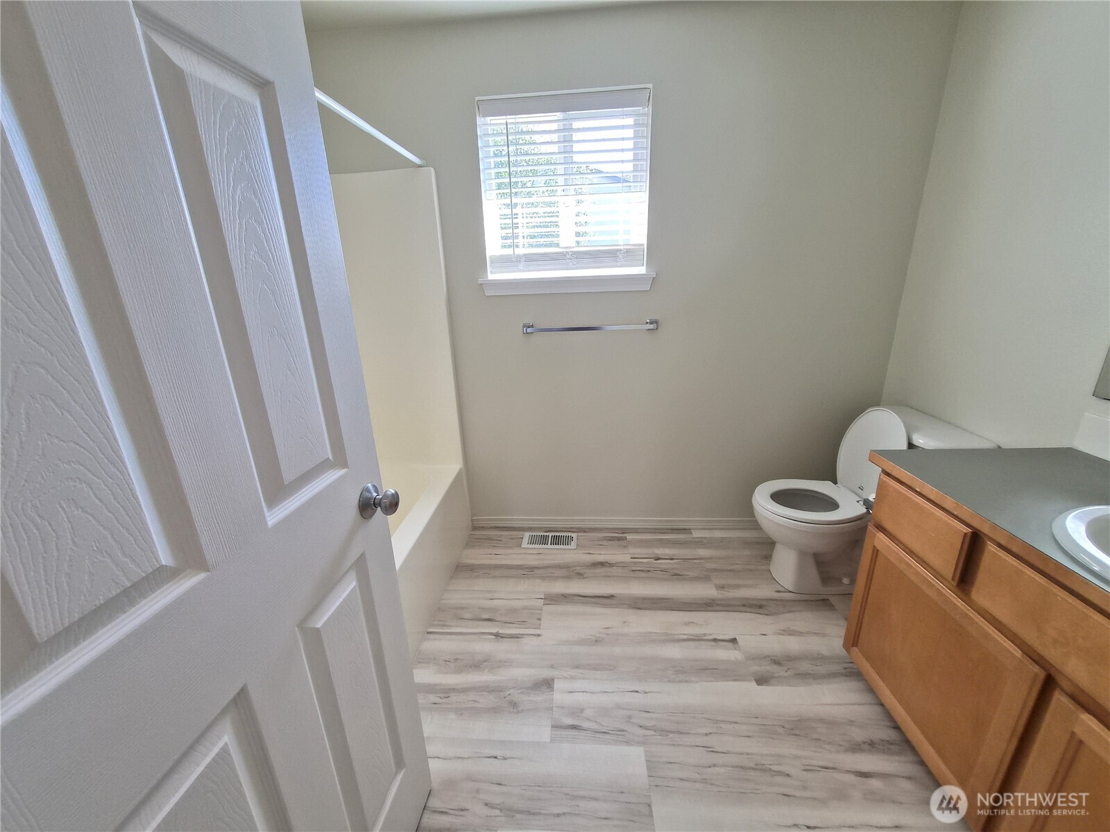 3905 Cooper Crest Drive Property Photo 17