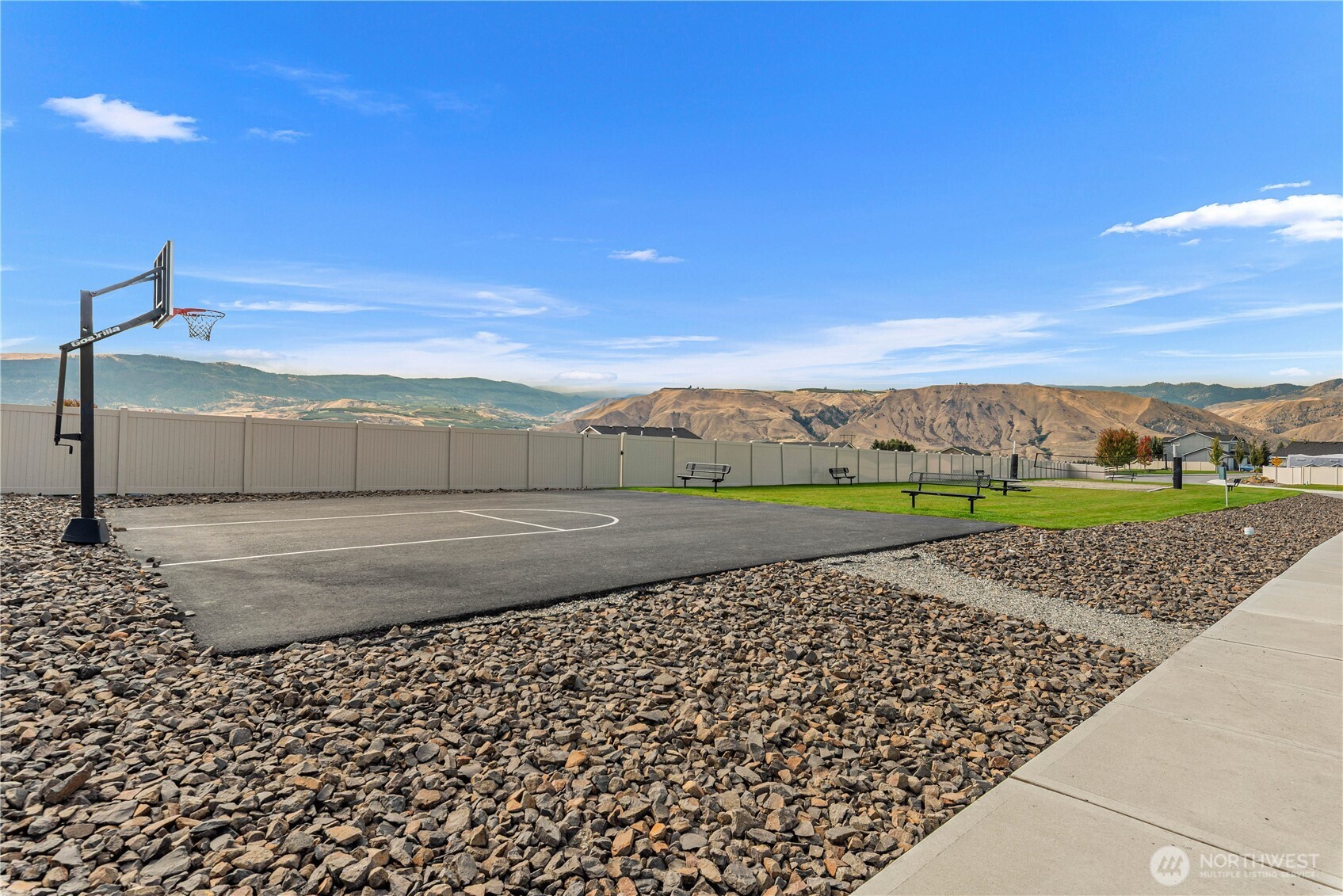 229 S Mystical Avenue Property Photo 40