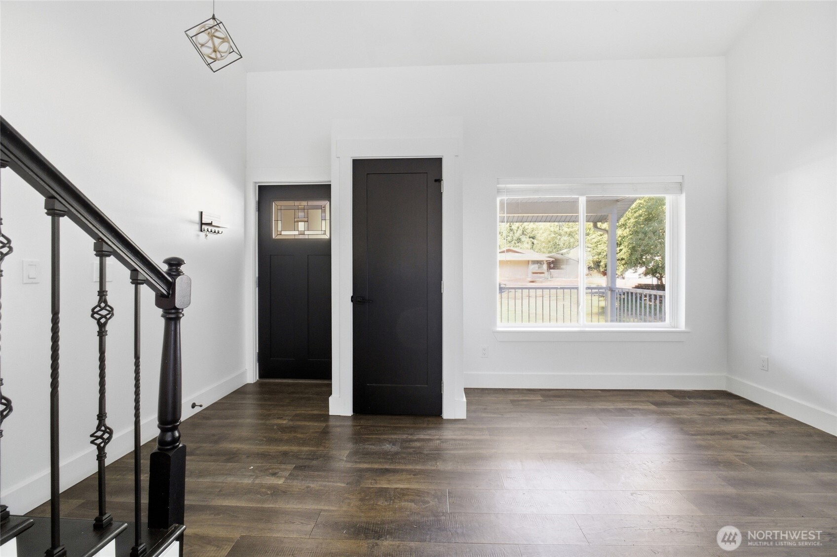 8814 159th Street Property Photo 6