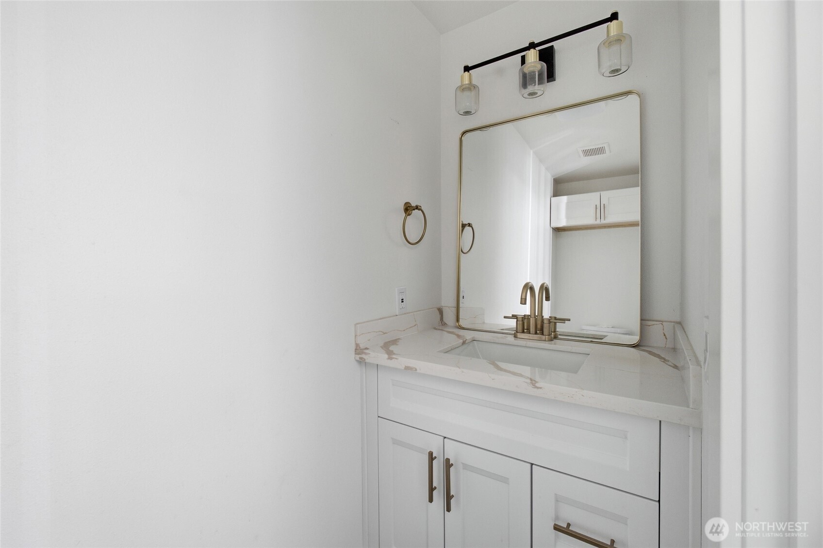 8814 159th Street Property Photo 15