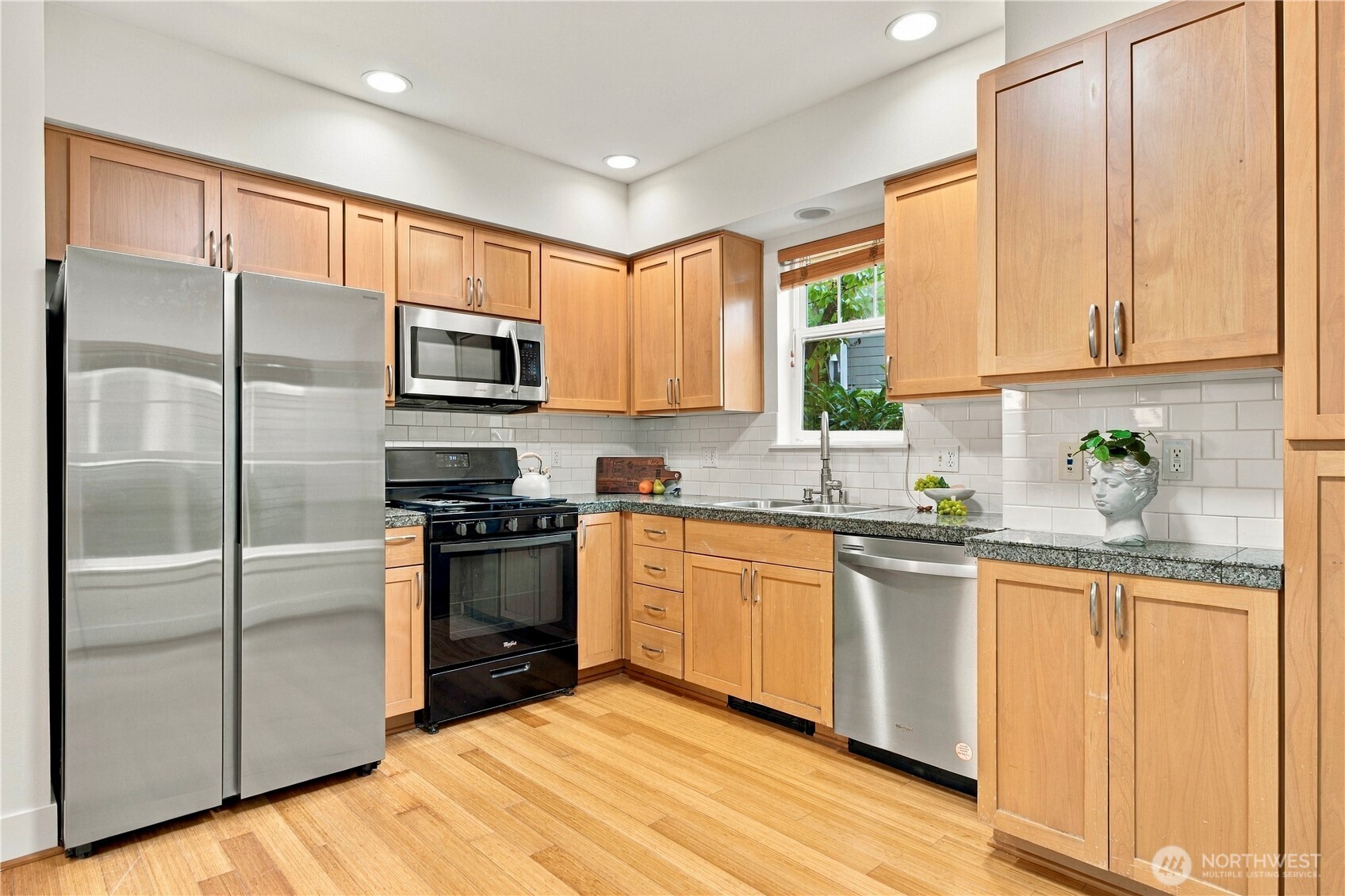 1789 27th Ln Property Photo 8