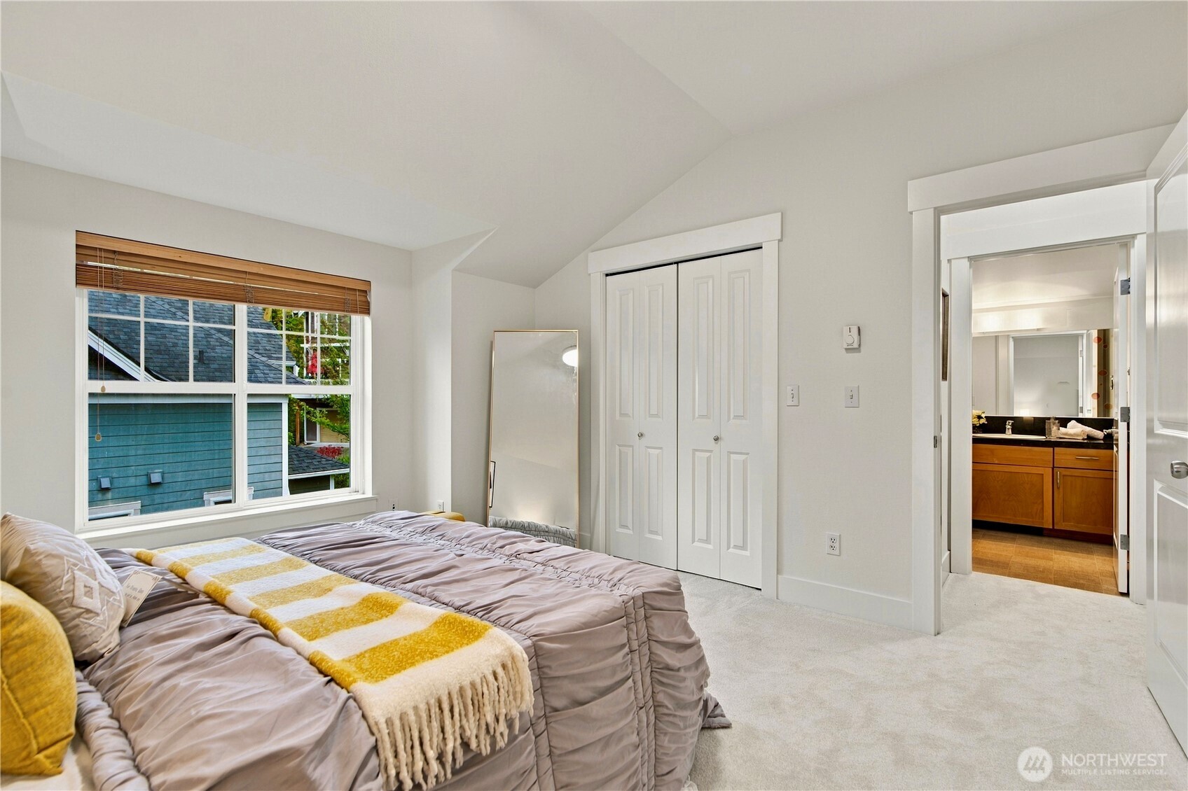 1789 27th Ln Property Photo 9
