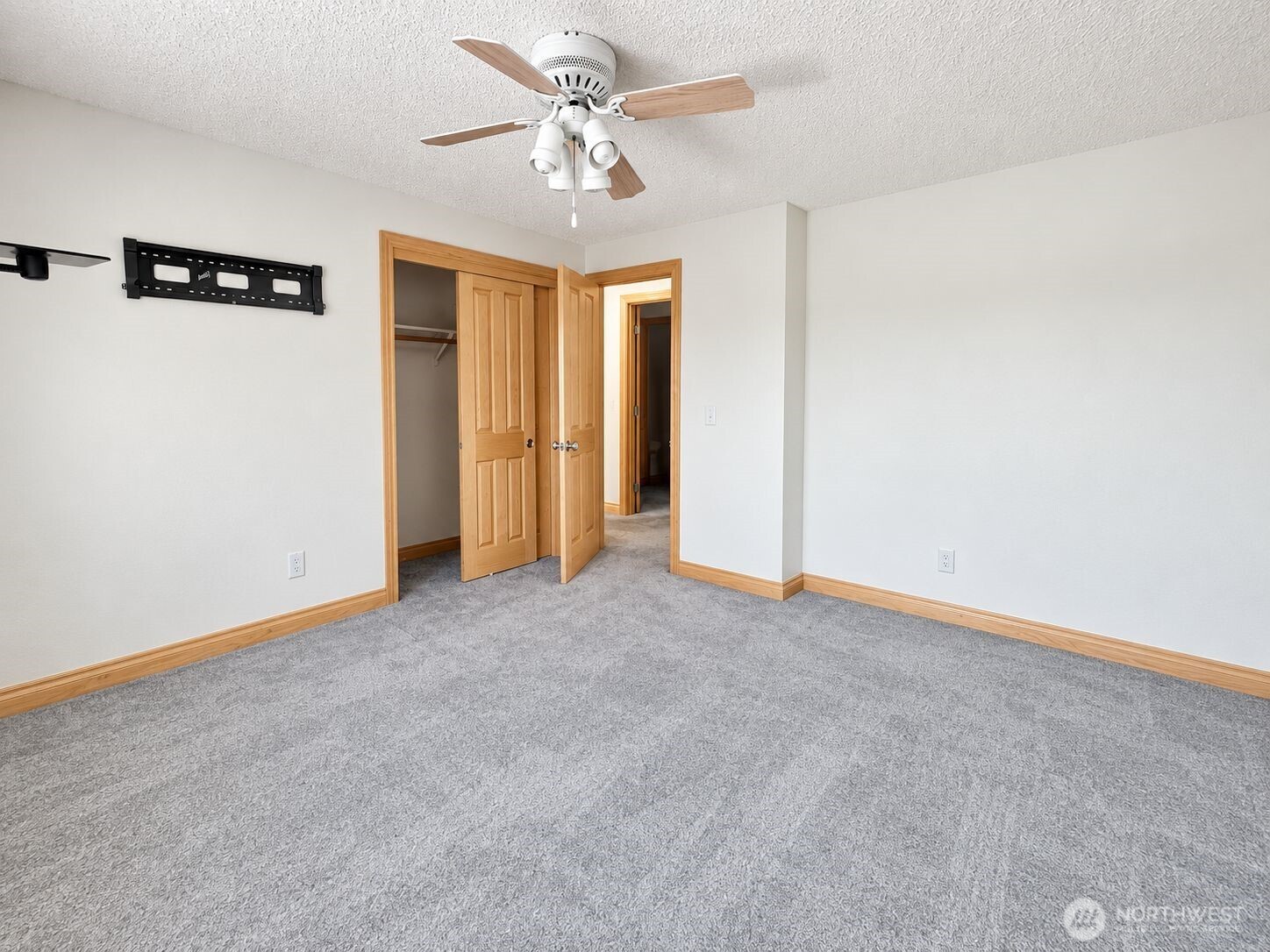 12606 265th Avenue Property Photo 12