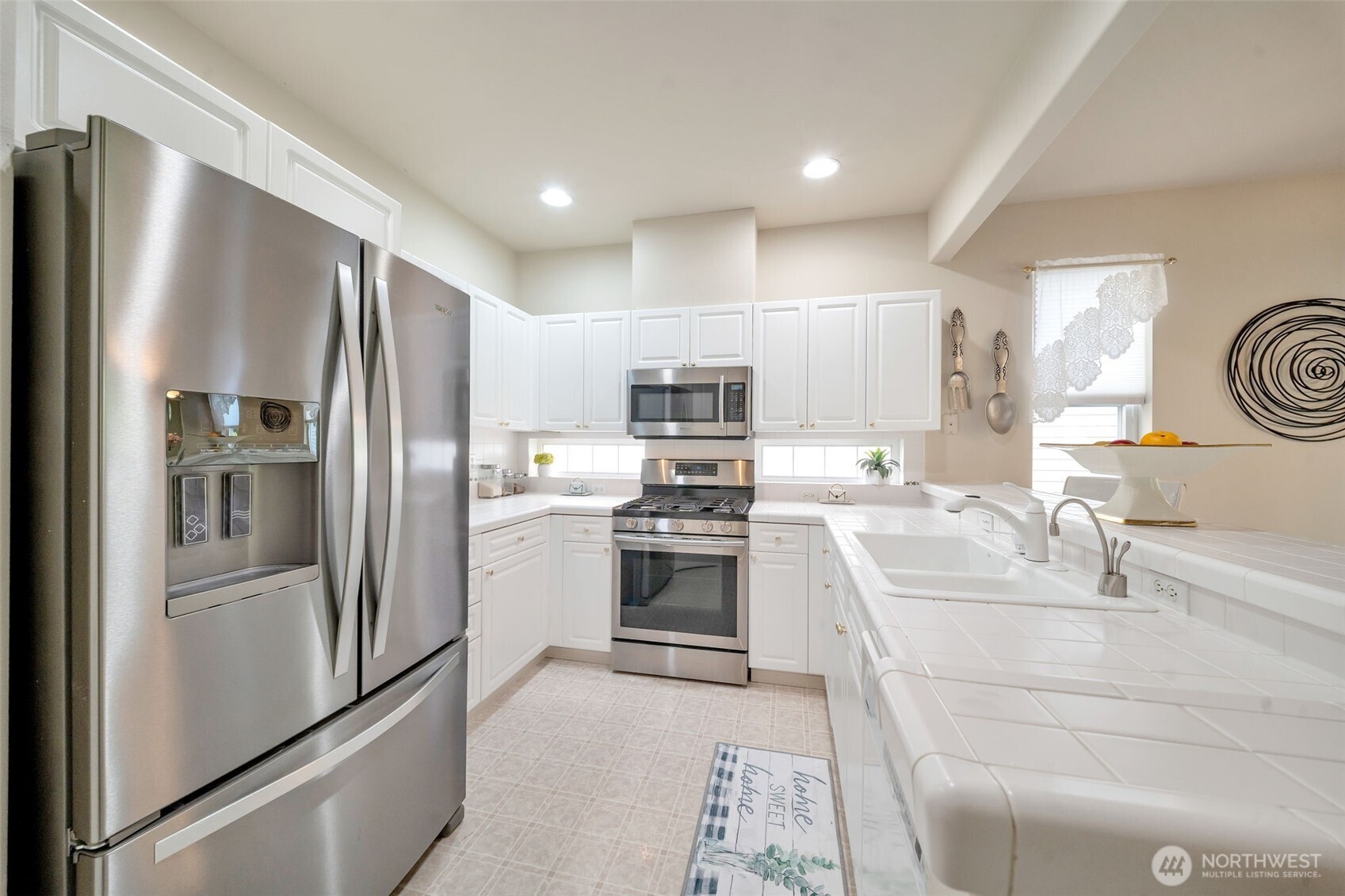 16904 91st Avenue Property Photo 7