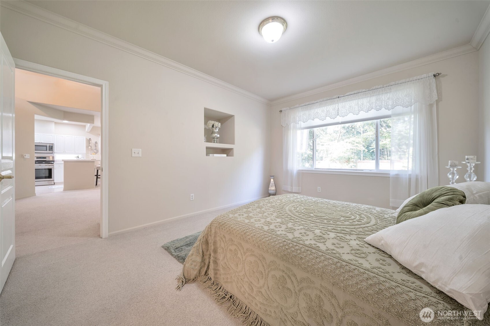16904 91st Avenue Property Photo 11