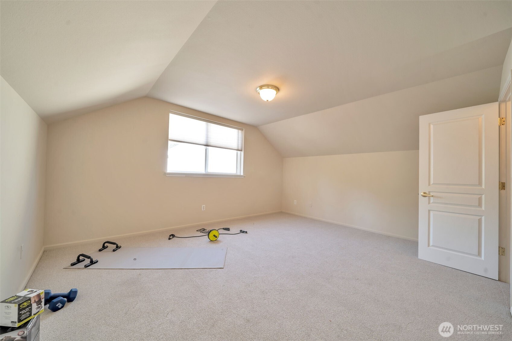 16904 91st Avenue Property Photo 22
