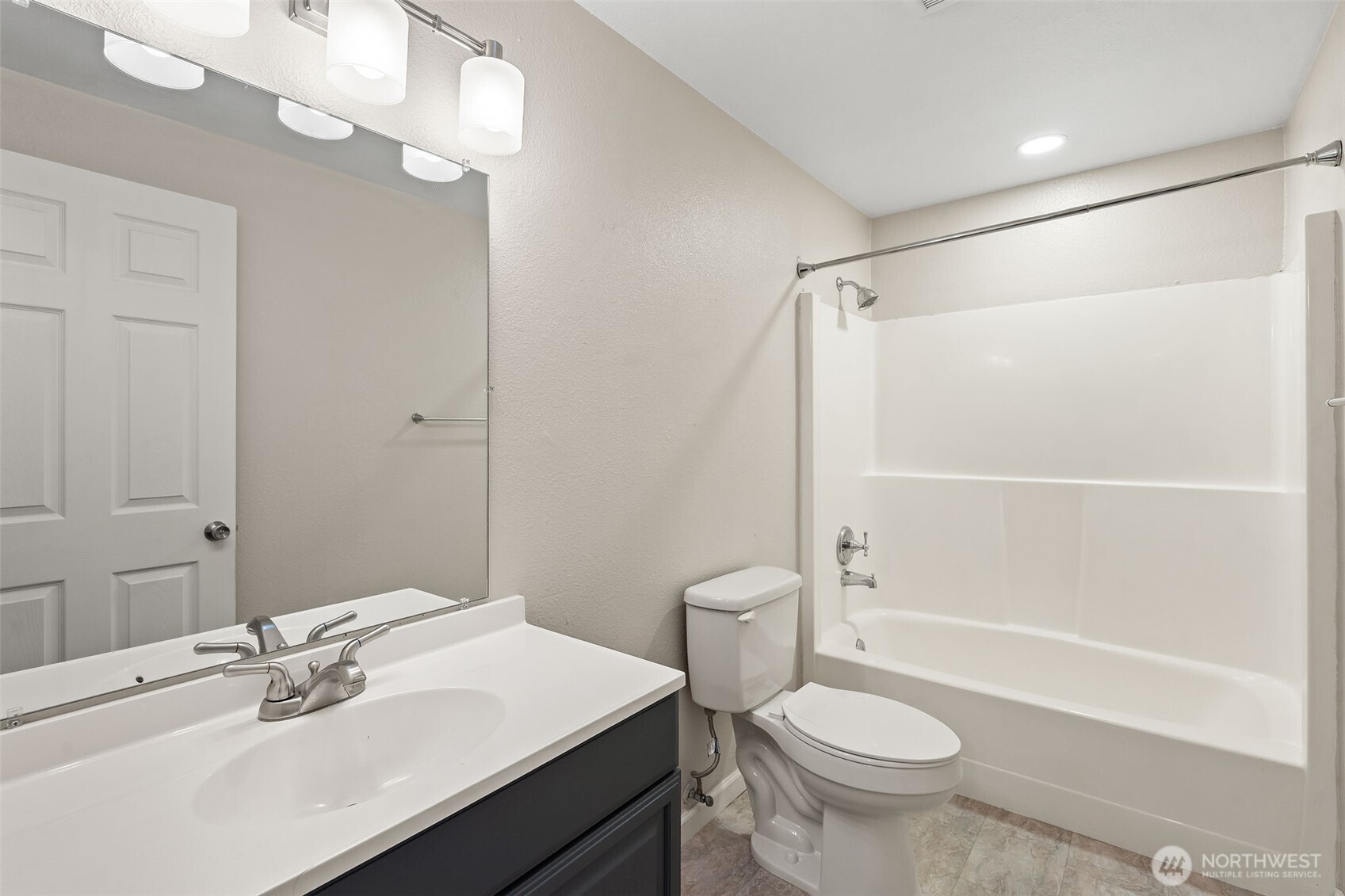 6915 Se Cleveland Avenue Property Photo 14