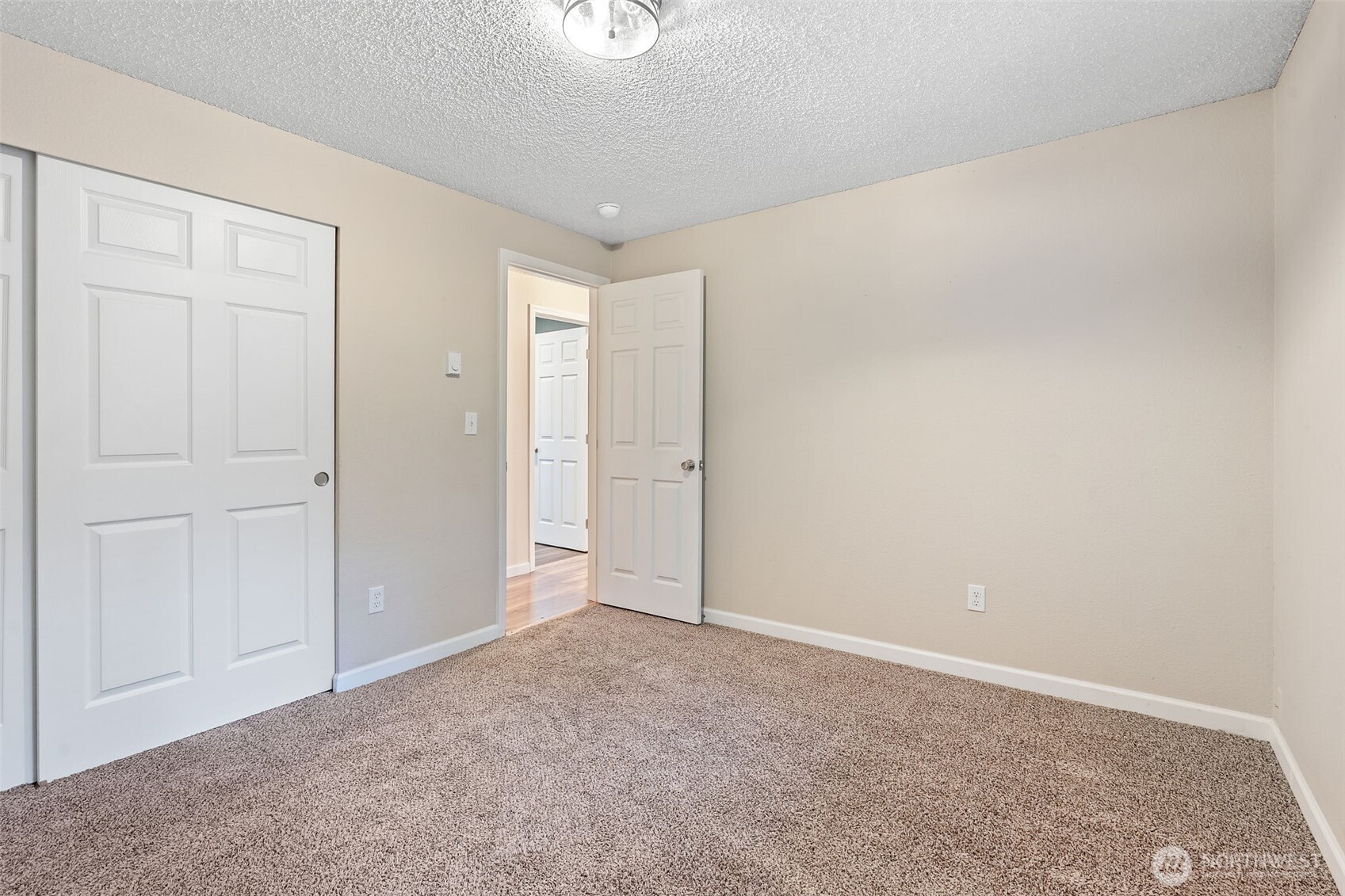 6915 Se Cleveland Avenue Property Photo 16