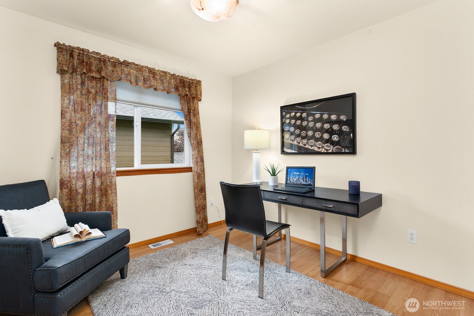 8613 14th Place Property Photo 21
