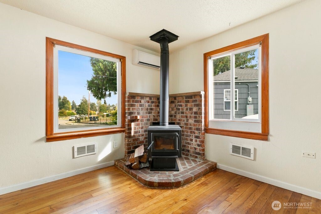 5434 Mcdacer Avenue Property Photo 3