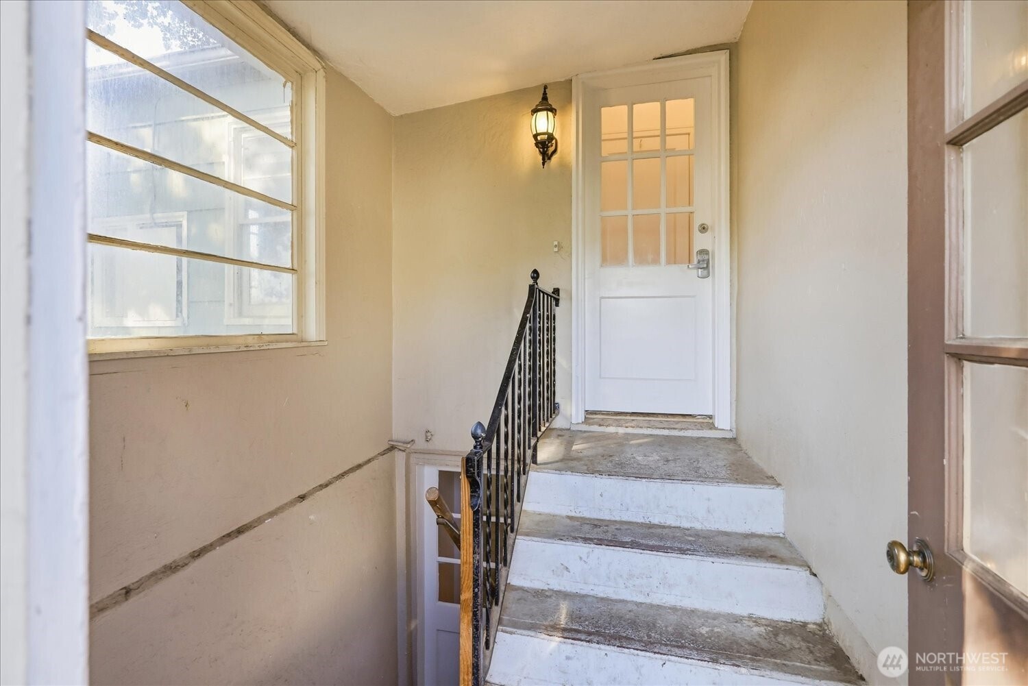 410 N College Avenue Property Photo 15