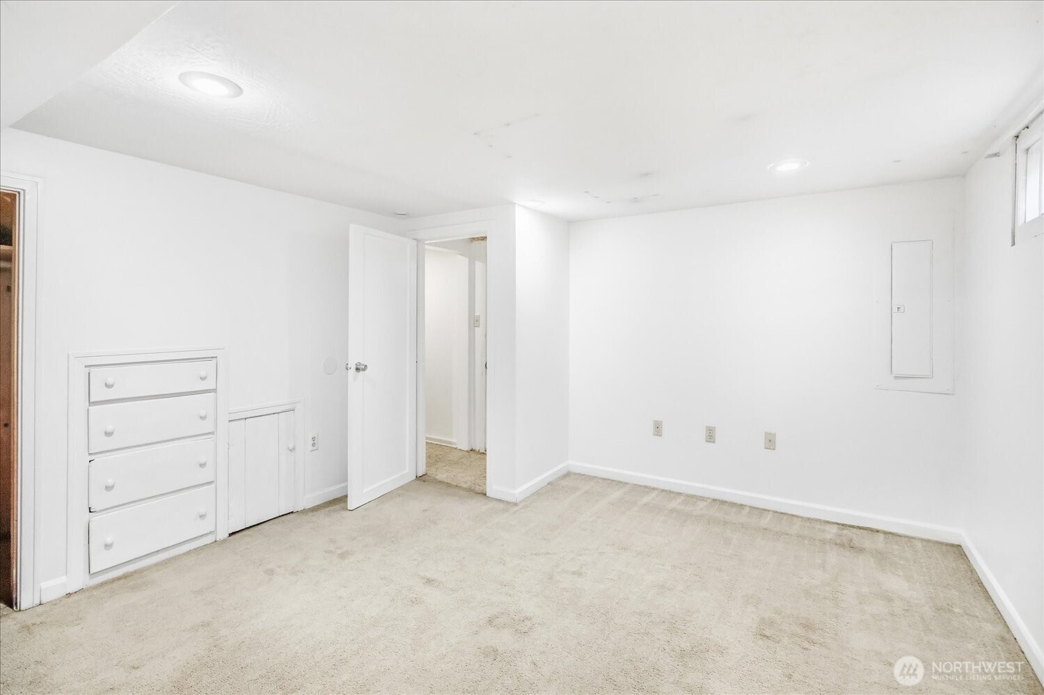410 N College Avenue Property Photo 20
