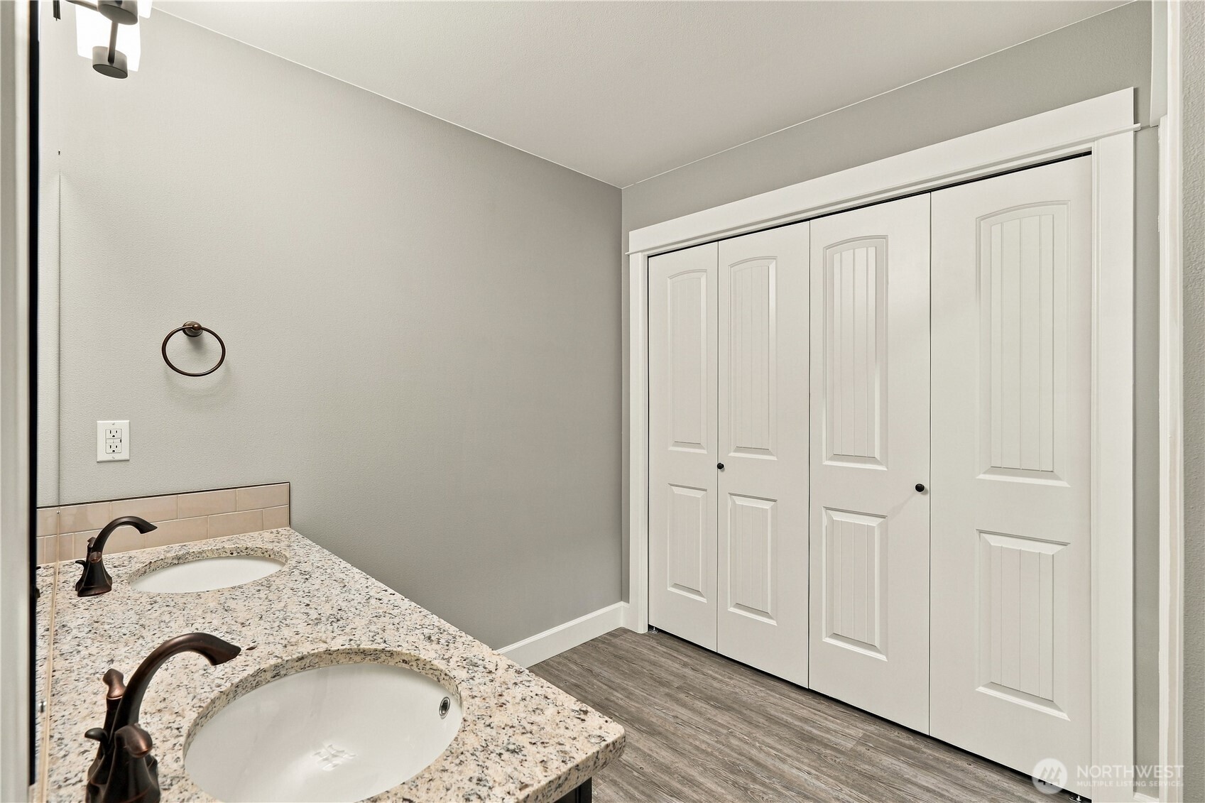 10308 200th Street Property Photo 26