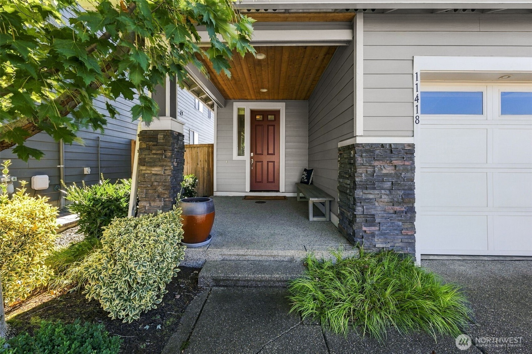 11418 175th Street Property Photo 4