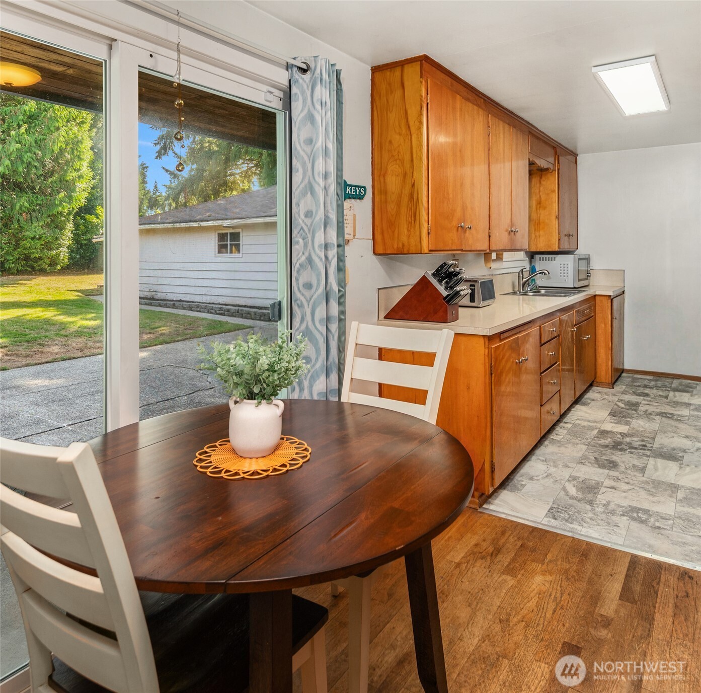 31330 11th Place Property Photo 7