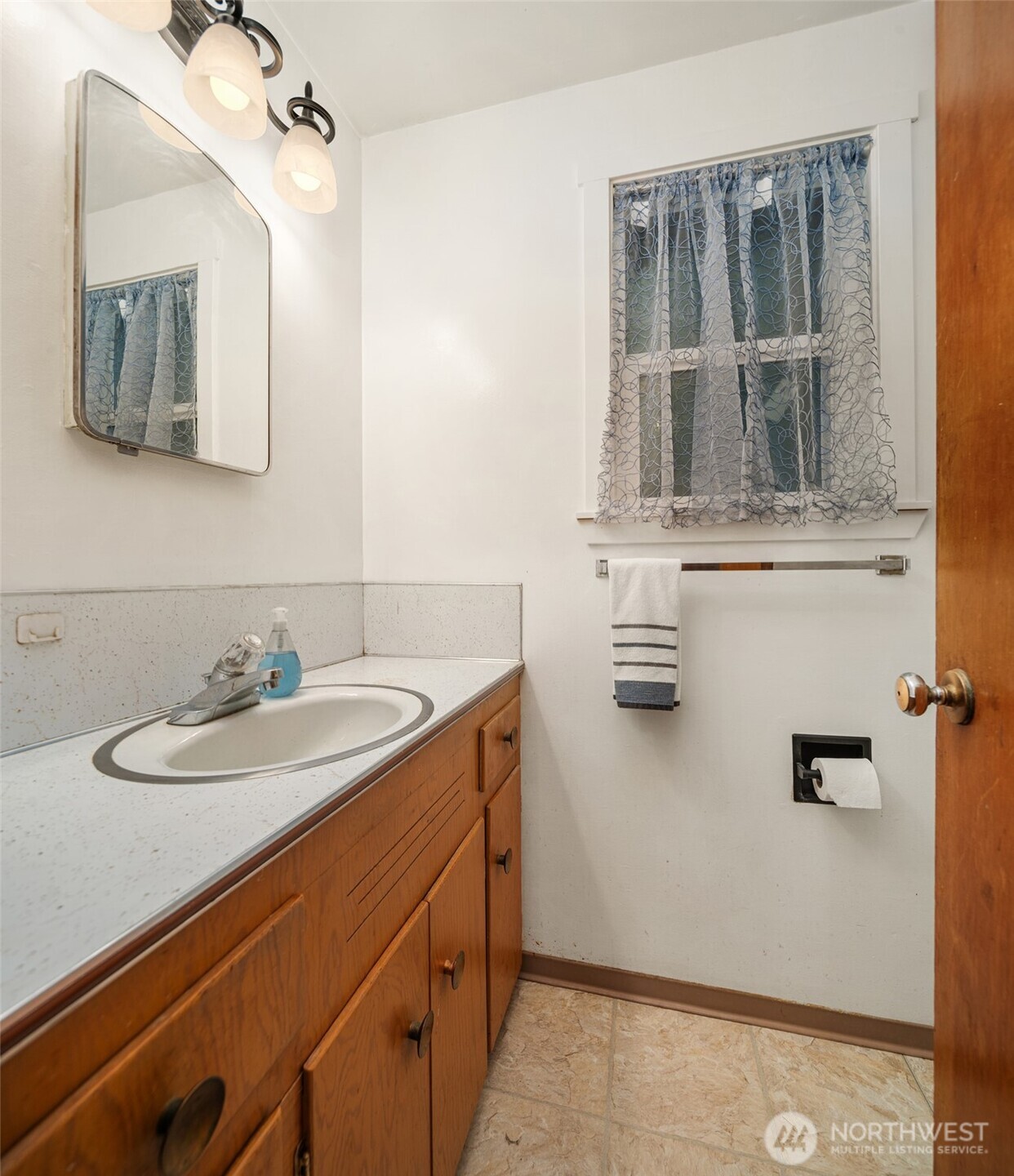 31330 11th Place Property Photo 13