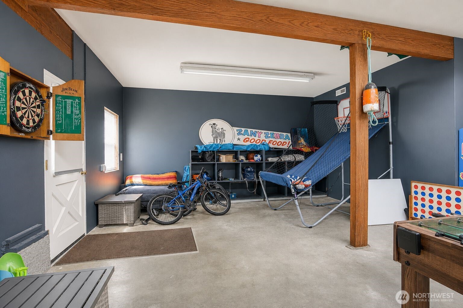 6 4th Street Property Photo 24