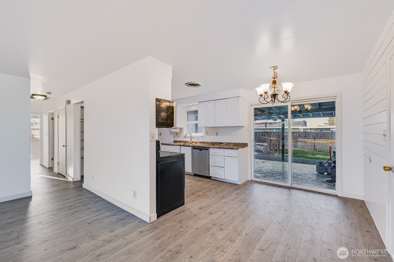 131 S Gibby Road Property Photo 8