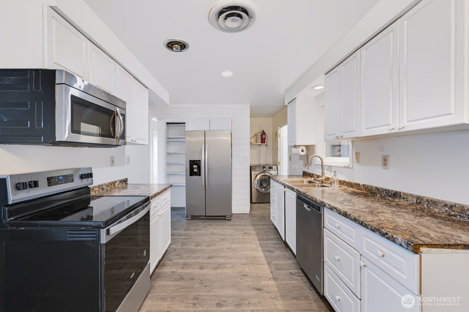 131 S Gibby Road Property Photo 12