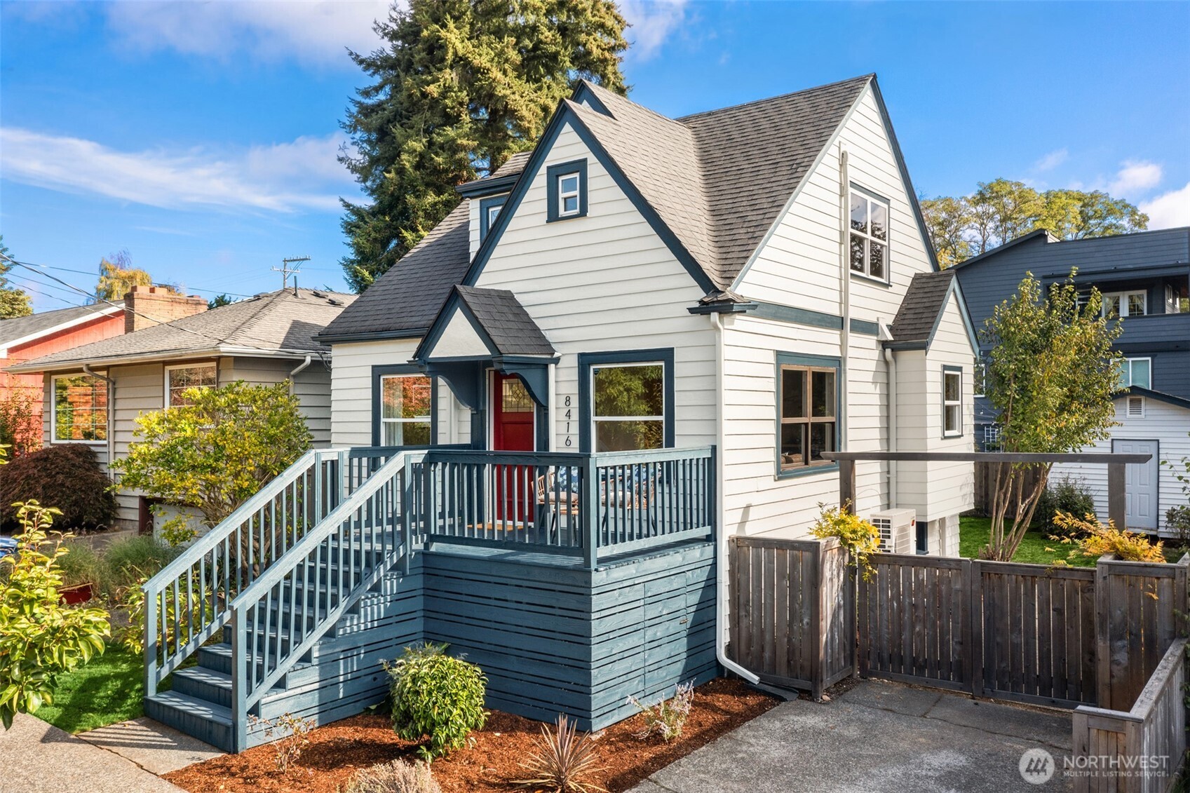 8416 40th Avenue Property Photo 1