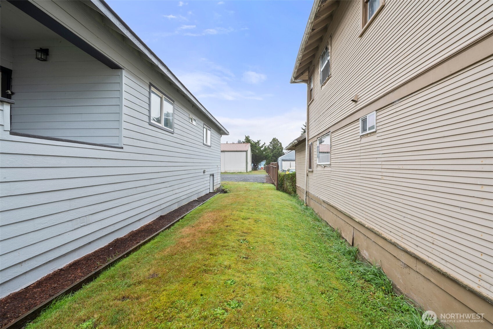 1111 Willapa Street Property Photo 28