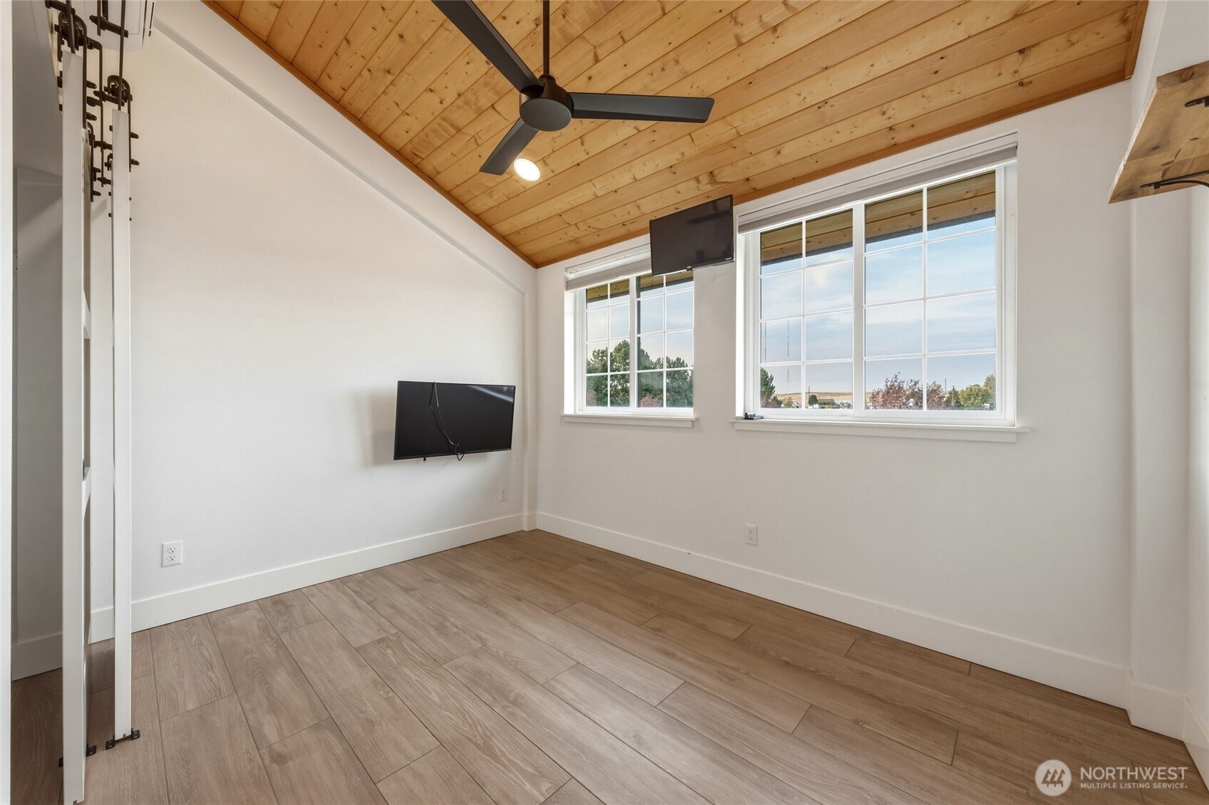 98 Pearmain Avenue Property Photo 23