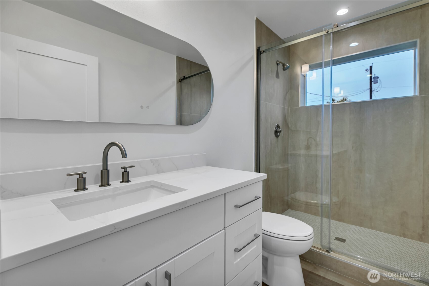 3235 S 187th Street Property Photo 8
