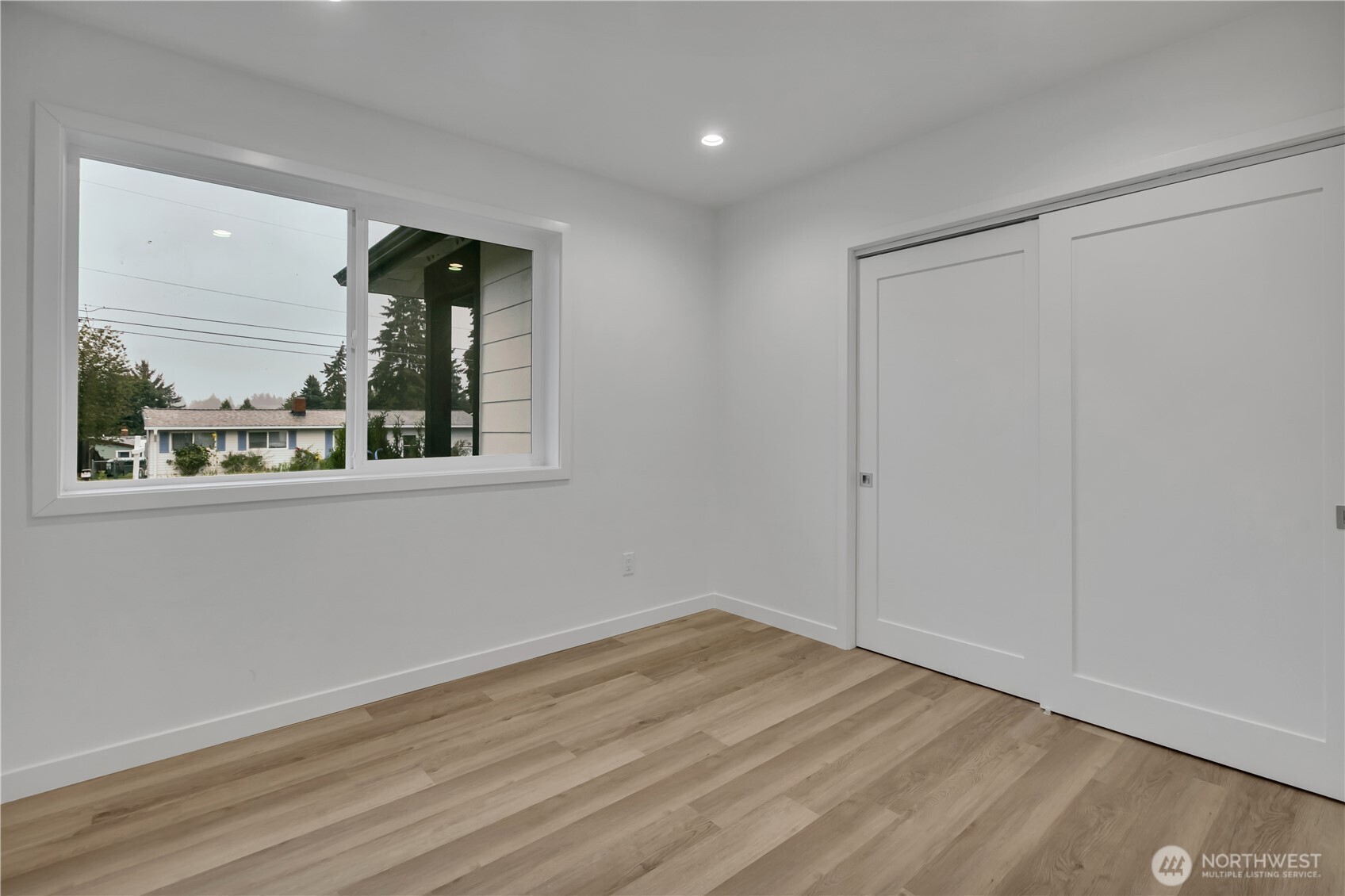 3235 S 187th Street Property Photo 9