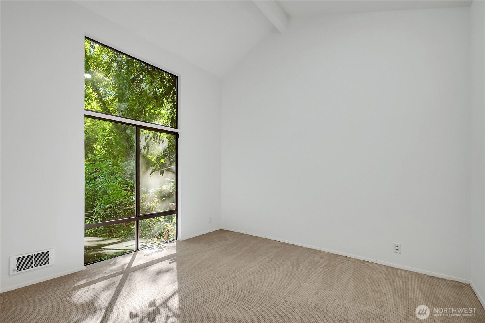 4408 E Mercer Way Property Photo 28